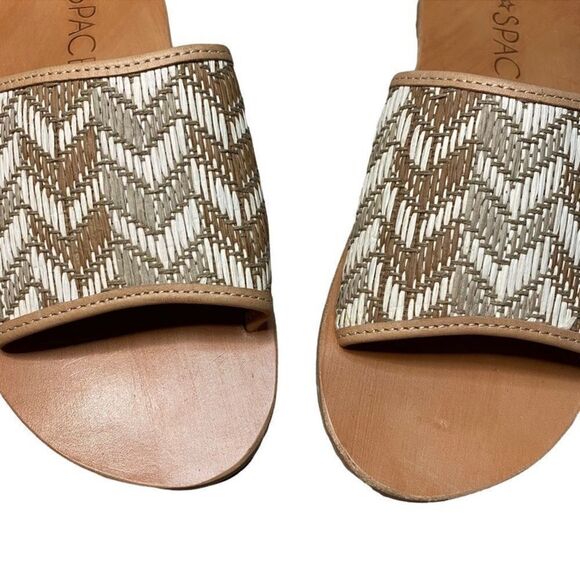 L*Space x Revolve Zumba Sandal Tan Women’s size 35 / 5 NEW - Picture 2 of 8